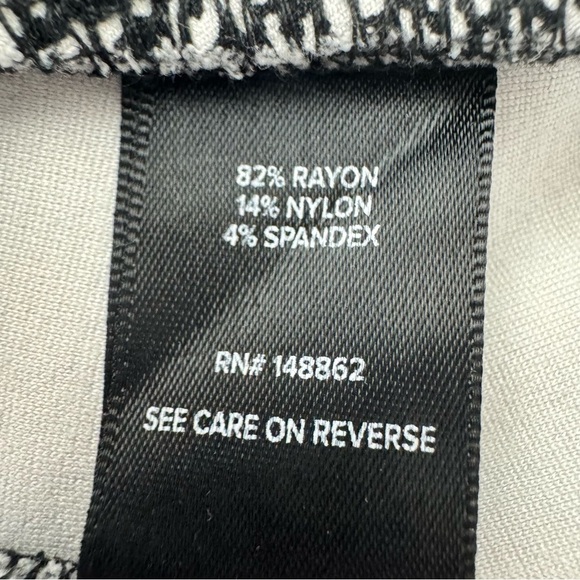 Torrid Houndstooth Leggings Size 2x - Picture 10 of 12